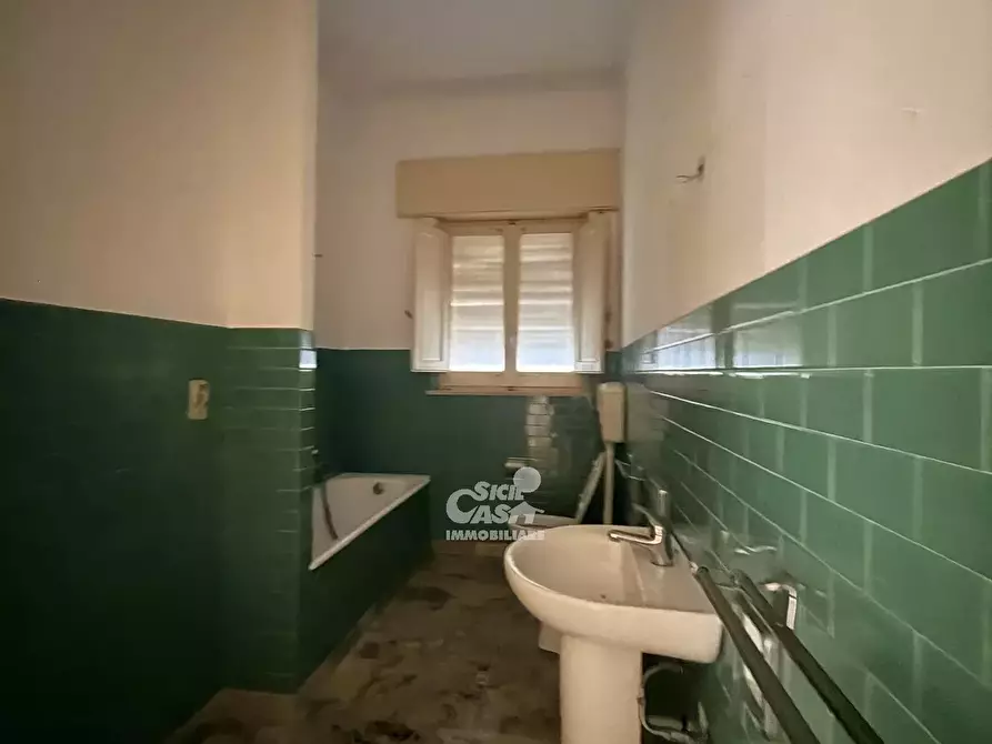 Immagine 7 di Casa trifamiliare in vendita  a Marsala