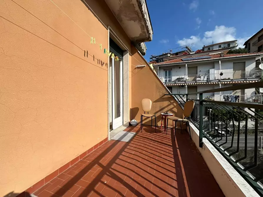 Immagine 17 di Casa trifamiliare in vendita  in Via Francolano a Avegno
