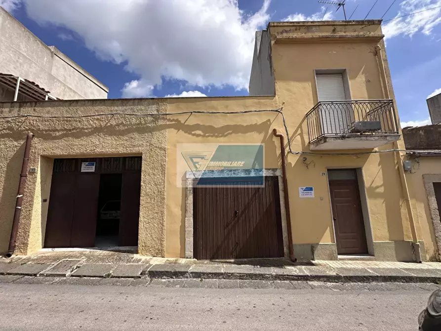 Immagine 1 di Terreno edificabile in vendita  in Via Vincenzo Littara a Noto