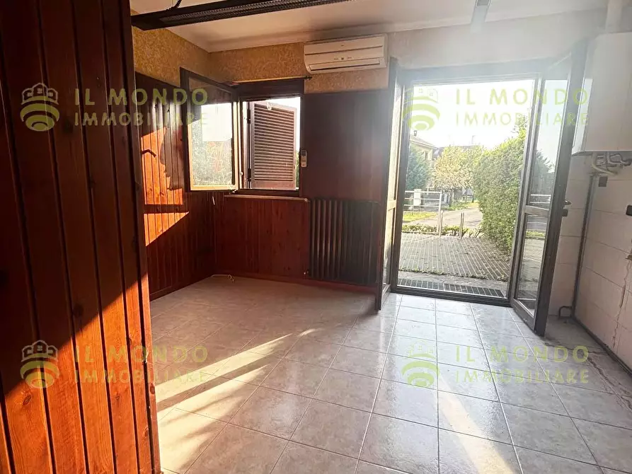 Immagine 6 di Terreno edificabile in vendita  in Via Delle Rose, 7. a Landriano