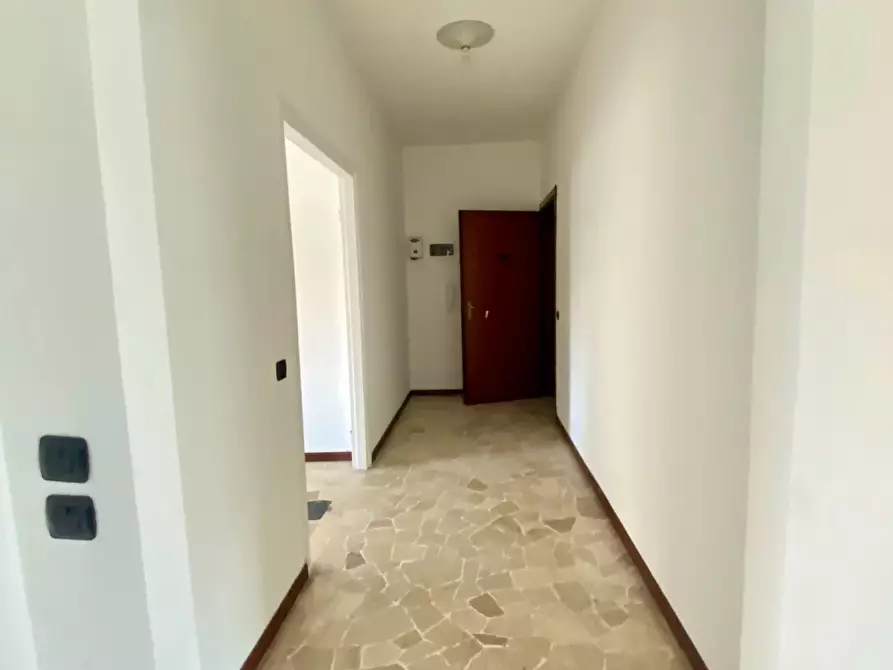 Immagine 20 di Casa trifamiliare in affitto  in Viale Corsica a Milano