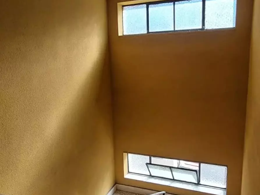 Immagine 12 di Casa trifamiliare in vendita  in Via Gioacchino Chinigò, 2 a Messina
