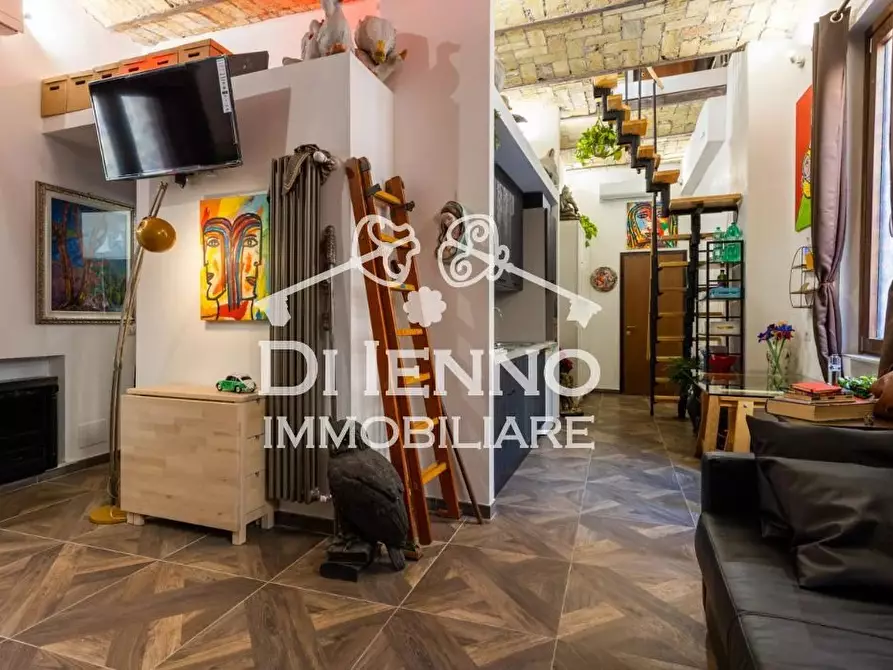 Immagine 10 di Casa trifamiliare in vendita  in Via Napoleone III a Roma