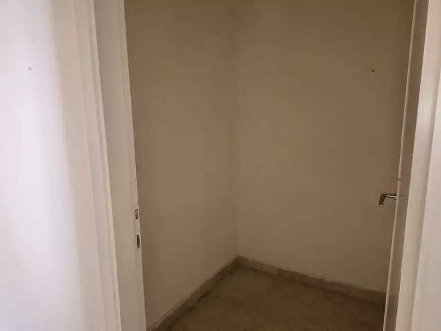 Immagine 9 di Casa trifamiliare in vendita  in Via Nazionale, 33 a Messina