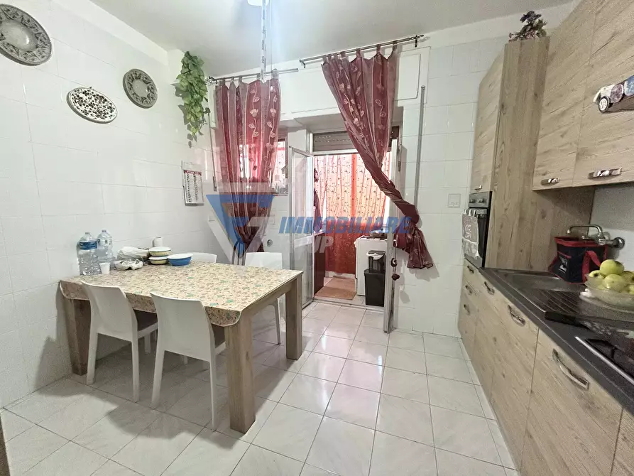 Immagine 2 di Casa trifamiliare in vendita  in Via Biancavilla a Siracusa