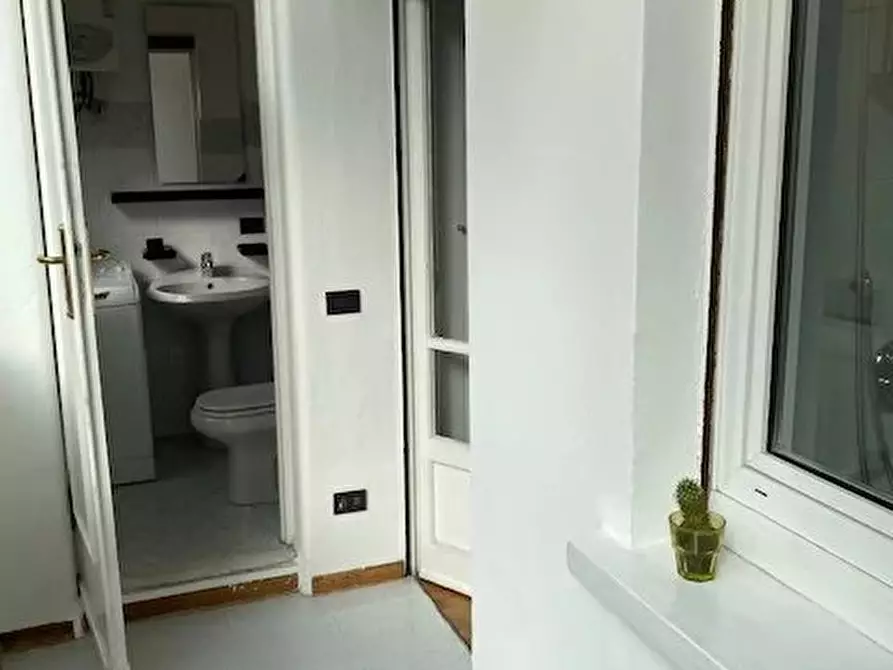 Immagine 10 di Casa trifamiliare in affitto  in VIALE BRIANZA a Milano