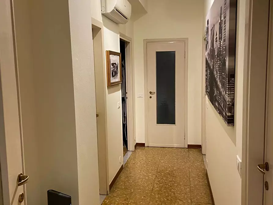 Immagine 34 di Casa trifamiliare in affitto  in Via Eugenio Carpi 38 a Milano