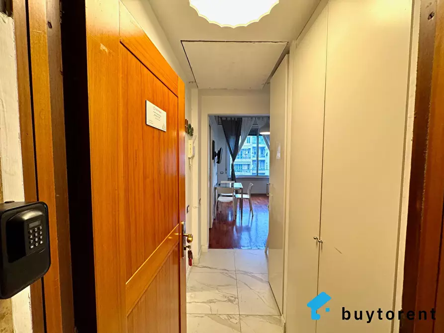 Immagine 2 di Casa trifamiliare in vendita  in Corso di Porta Nuova, 52a a Milano