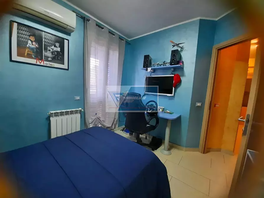 Immagine 10 di Casa trifamiliare in vendita  a Buccheri