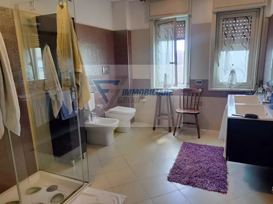 Immagine 11 di Casa trifamiliare in vendita  in Via Monte Rosa a Siracusa