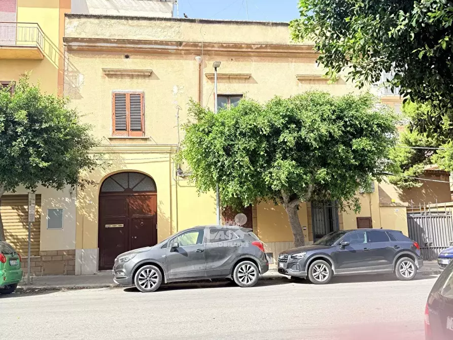 Immagine 5 di Casa trifamiliare in vendita  a Marsala