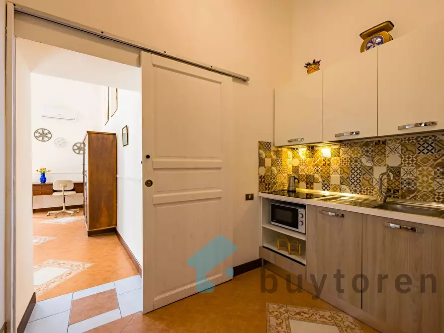 Immagine 7 di Casa trifamiliare in vendita  in Piazzetta Rosario di Palazzo, 10. a Napoli