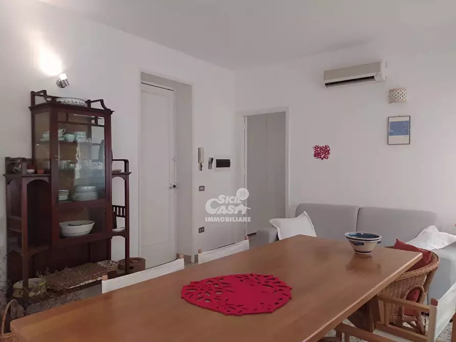Immagine 23 di Casa trifamiliare in affitto  a Marsala