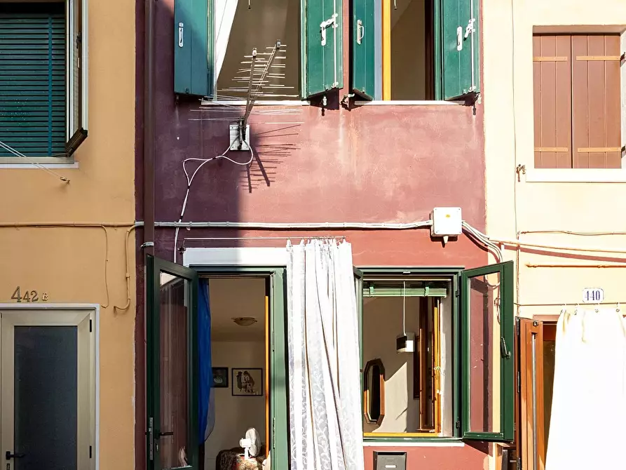 Immagine 1 di Casa trifamiliare in vendita  in località pellestrina 441 a Venezia