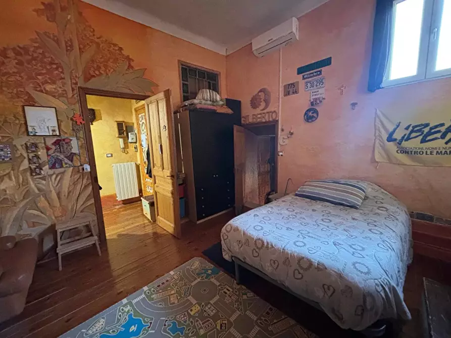 Immagine 15 di Casa trifamiliare in vendita  in Via Garibaldi, 18 a Ventimiglia