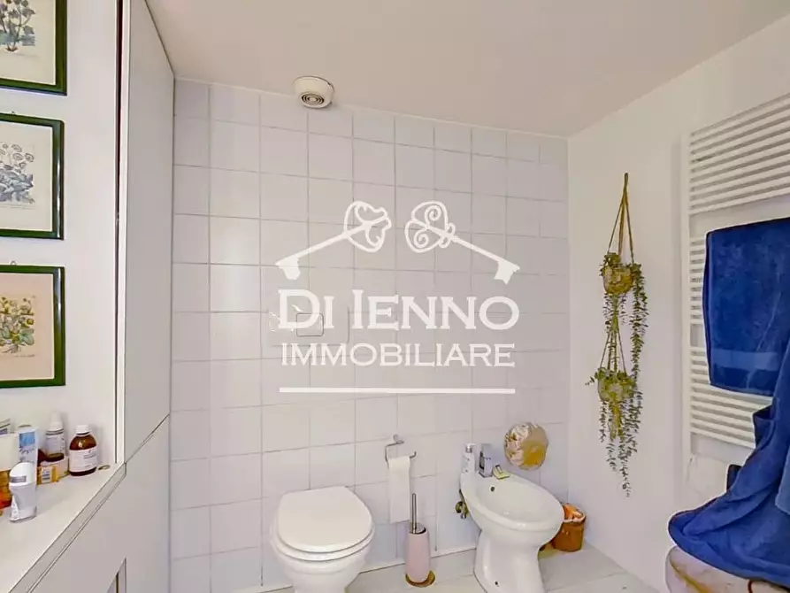 Immagine 34 di Casa trifamiliare in vendita  in Via dei Colli della Farnesina a Roma