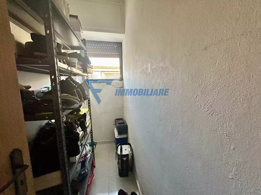 Immagine 10 di Casa trifamiliare in vendita  in Via Biancavilla a Siracusa