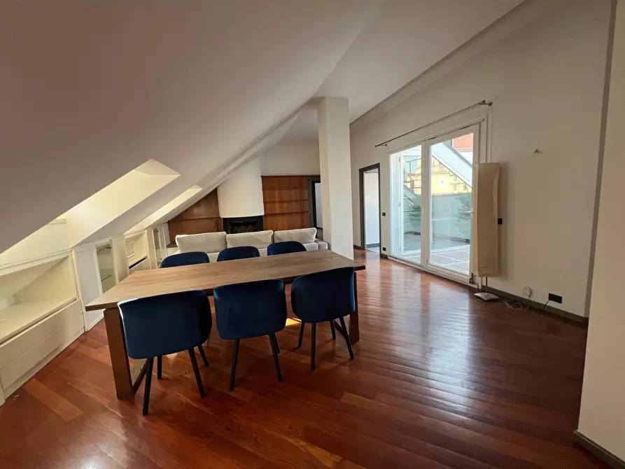 Immagine 12 di Casa trifamiliare in affitto  in Via della Moscova, 10 a Milano