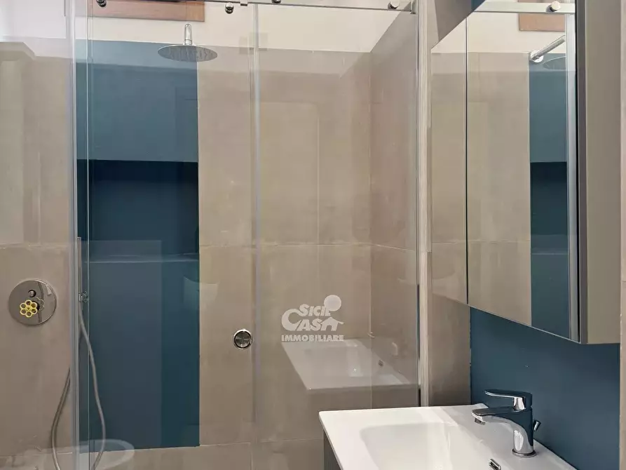 Immagine 15 di Casa trifamiliare in affitto  a Marsala