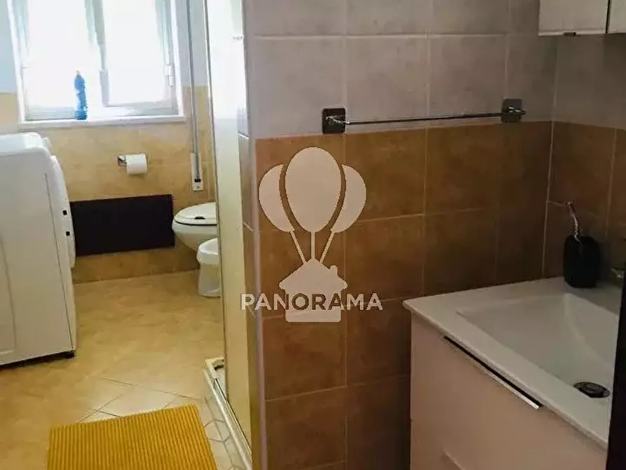 Immagine 8 di Casa trifamiliare in vendita  in via tiziano 16 a Capaci