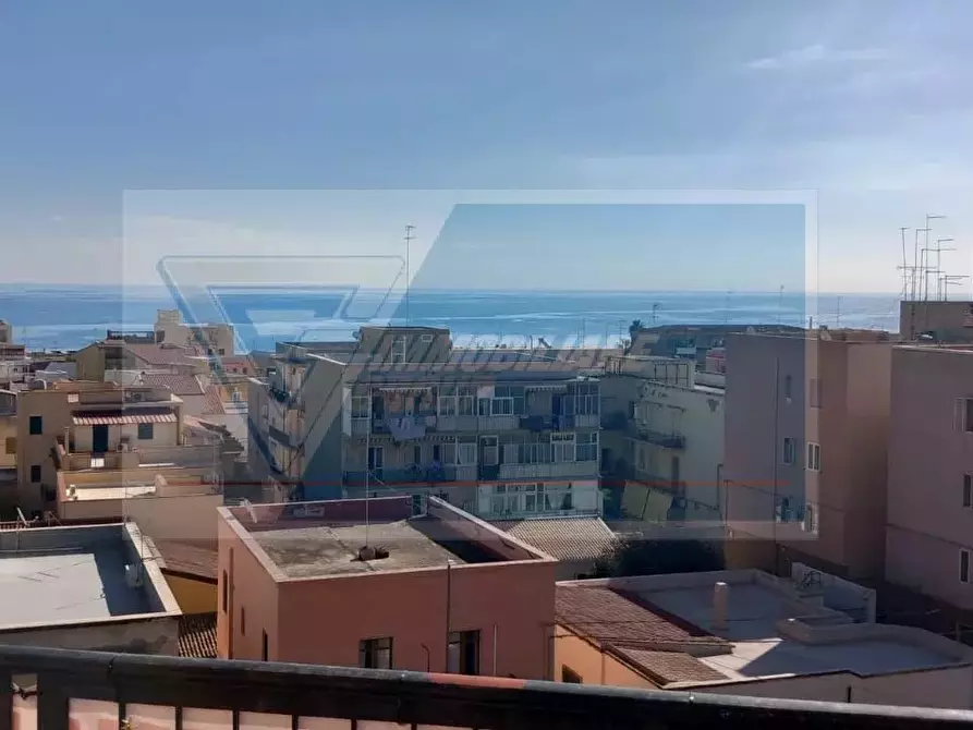 Immagine 3 di Casa trifamiliare in vendita  in Viale Tunisi, 53 a Siracusa