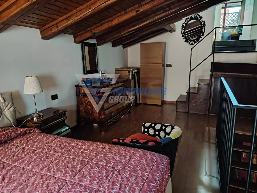 Immagine 7 di Casa trifamiliare in vendita  in Via Eumelo a Siracusa