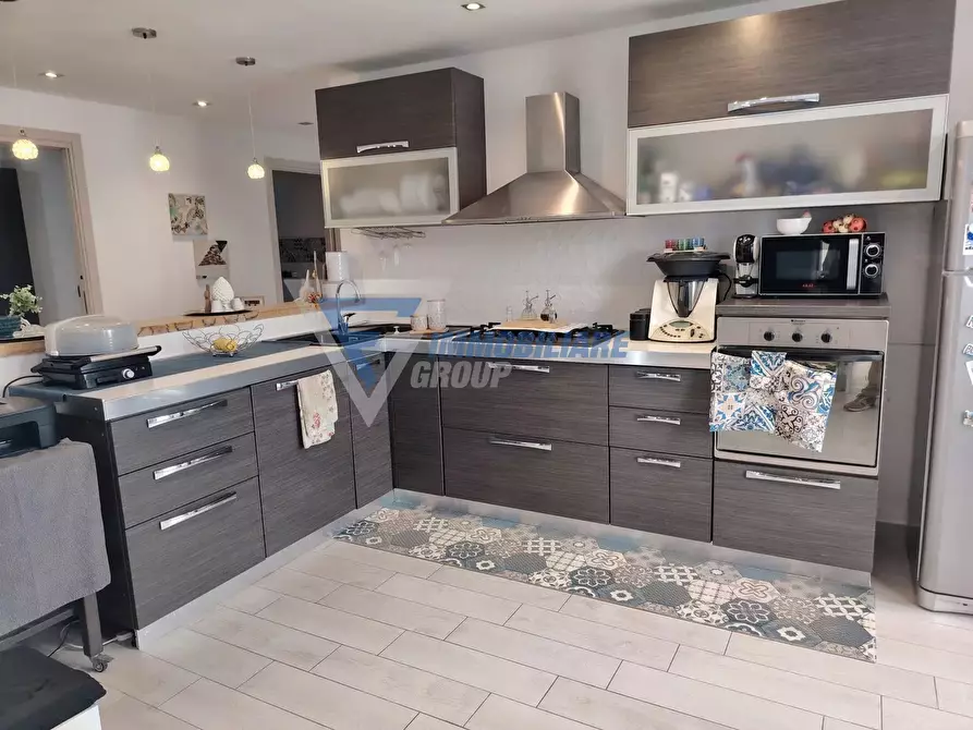 Immagine 6 di Casa trifamiliare in vendita  in Via Salvatore Nanna a Siracusa