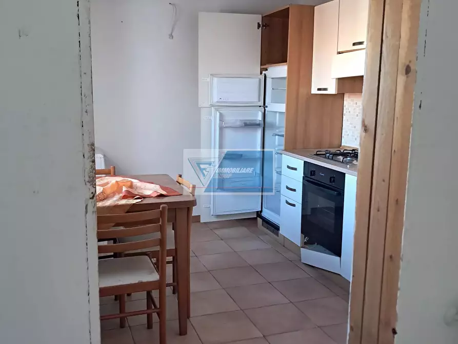 Immagine 2 di Casa trifamiliare in vendita  in Via Ippolito Pindemonte, 77 a Buccheri
