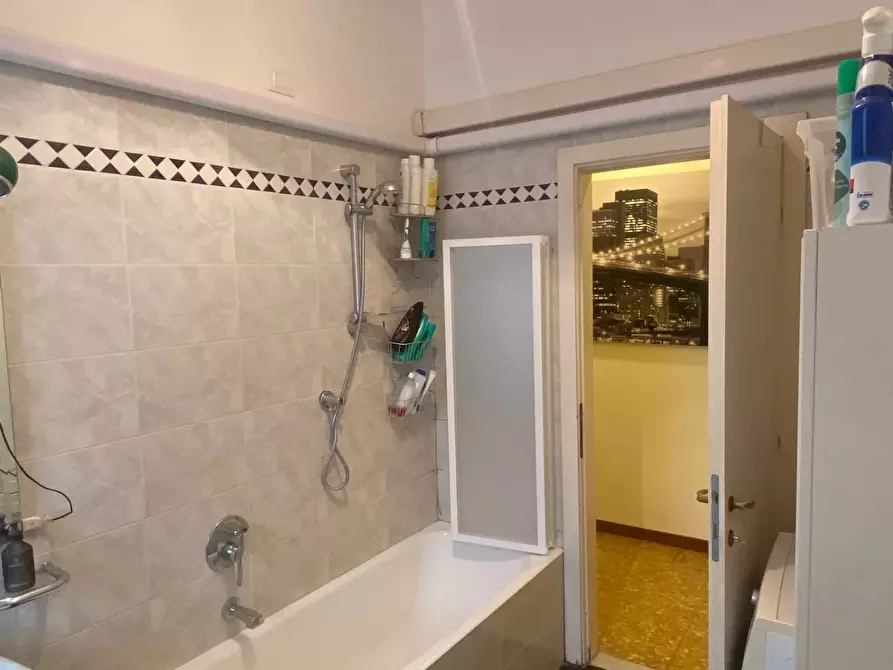 Immagine 32 di Casa trifamiliare in affitto  in Via Eugenio Carpi 38 a Milano