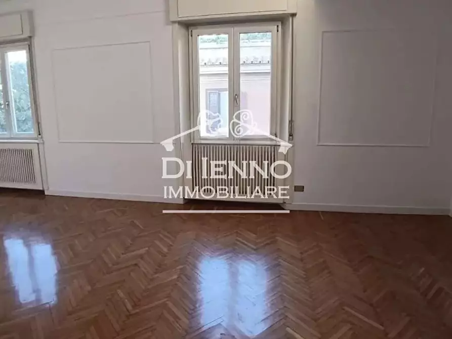 Immagine 2 di Casa trifamiliare in affitto  in Via Eleonora Duse, 2 a Roma