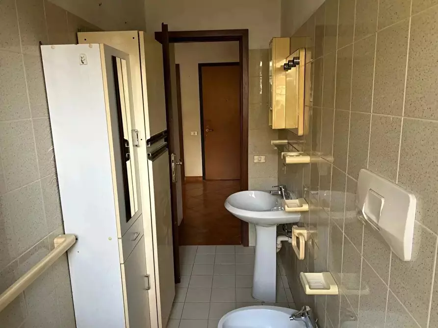 Immagine 9 di Casa trifamiliare in vendita  in Via G. Calsamiglia 2 a Ventimiglia