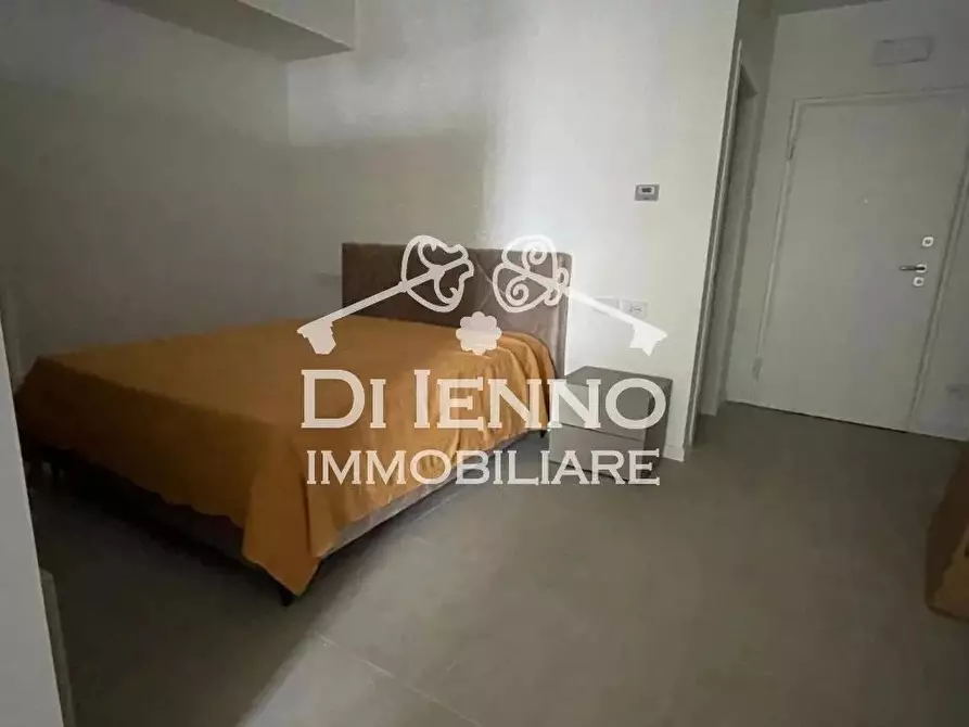 Immagine 12 di Casa trifamiliare in affitto  in Via Vitaliano Brancati a Roma