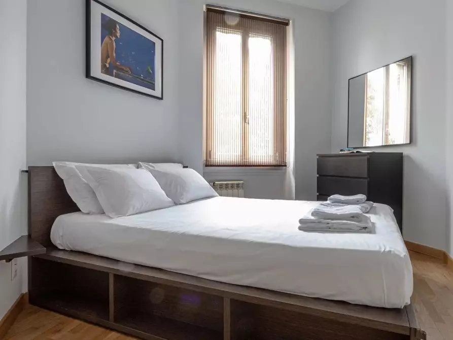 Immagine 9 di Casa trifamiliare in vendita  in Viale Abruzzi, 19 a Milano