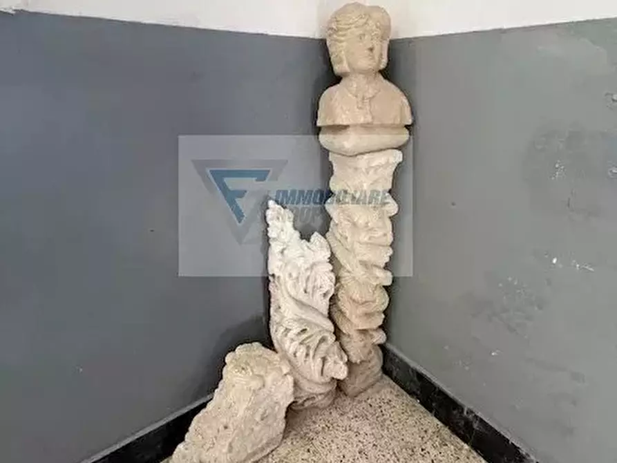 Immagine 25 di Casa trifamiliare in vendita  in Via Siracusa a Siracusa