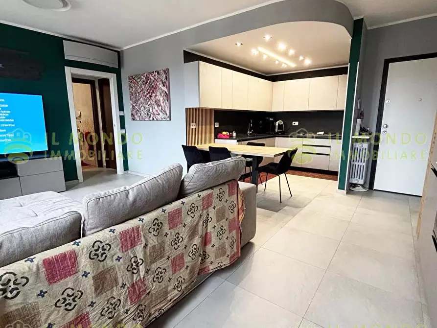 Immagine 5 di Casa trifamiliare in vendita  in Via Malpensata, 3 a Casalmaiocco