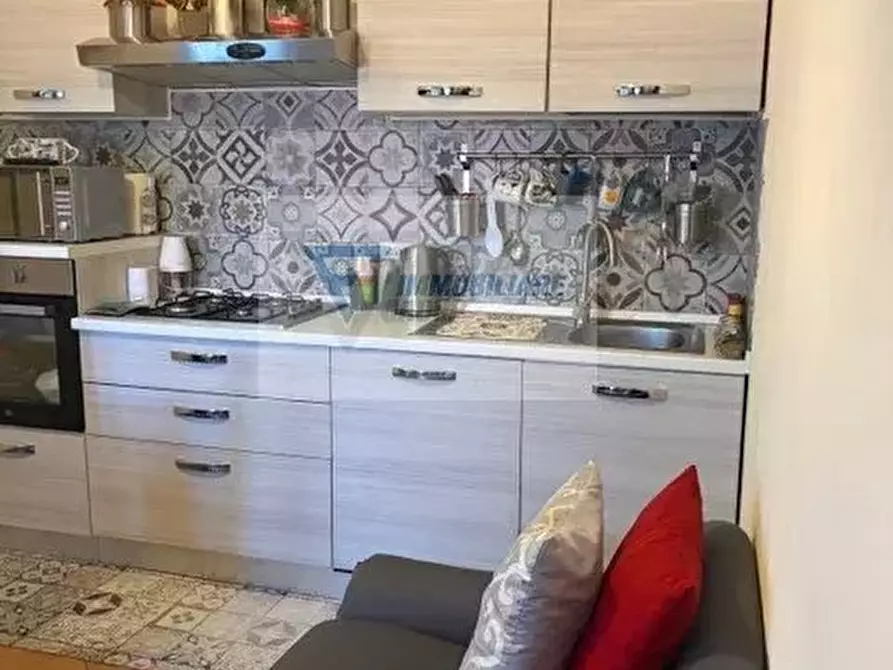 Immagine 13 di Casa trifamiliare in vendita  in Via Brancati a Buccheri