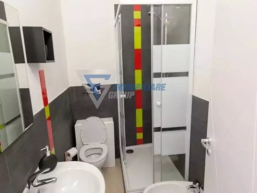 Immagine 7 di Casa trifamiliare in vendita  in Viale Epipoli a Siracusa