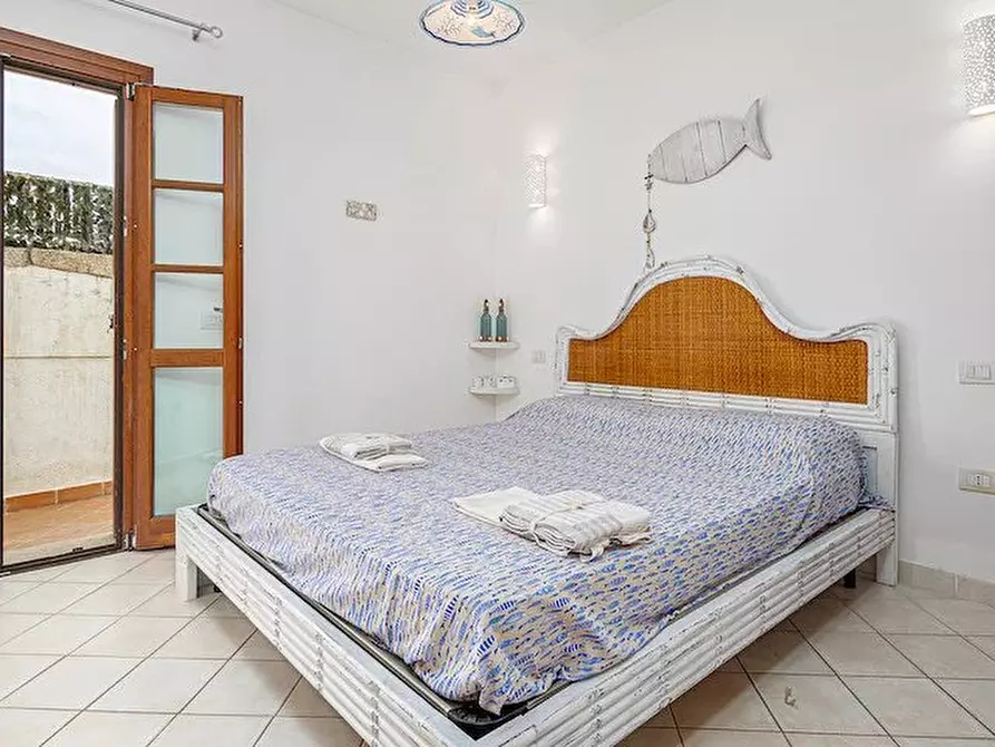 Immagine 7 di Casa trifamiliare in vendita  in via Grazia Deledda, 19. a Aggius