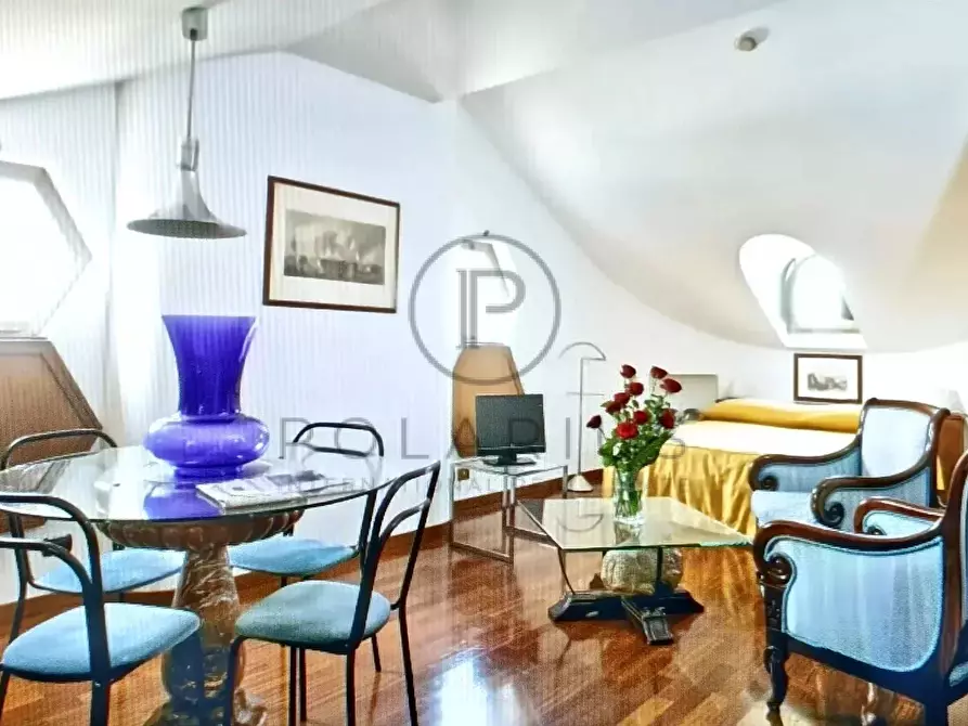 Immagine 4 di Attico in vendita  in Isola a Milano