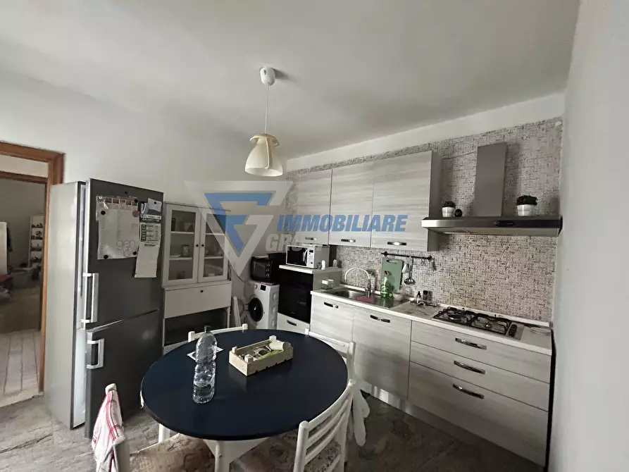 Immagine 3 di Casa trifamiliare in vendita  in Via Vincenzo Bellini a Floridia