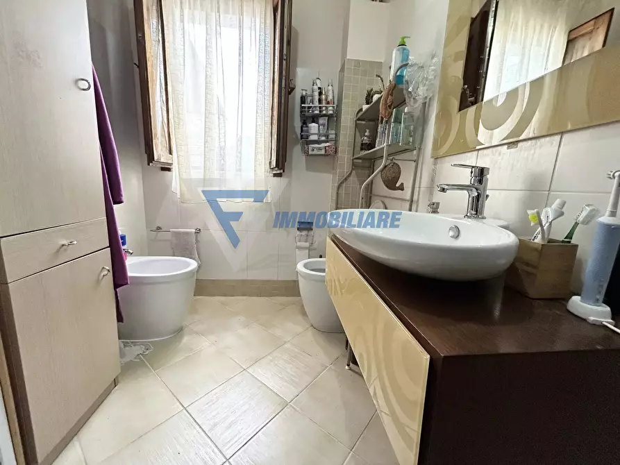 Immagine 7 di Casa trifamiliare in vendita  in Via Fratelli Sollecito a Siracusa