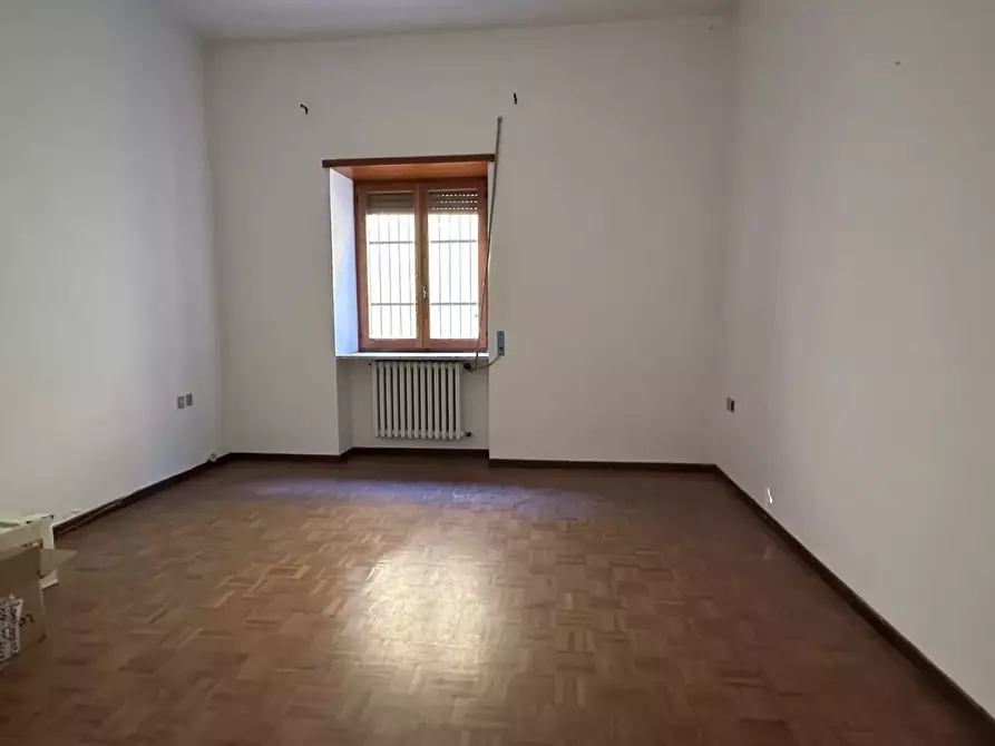 Immagine 14 di Casa trifamiliare in vendita  in Viale della Repubblica, 34 a Altomonte