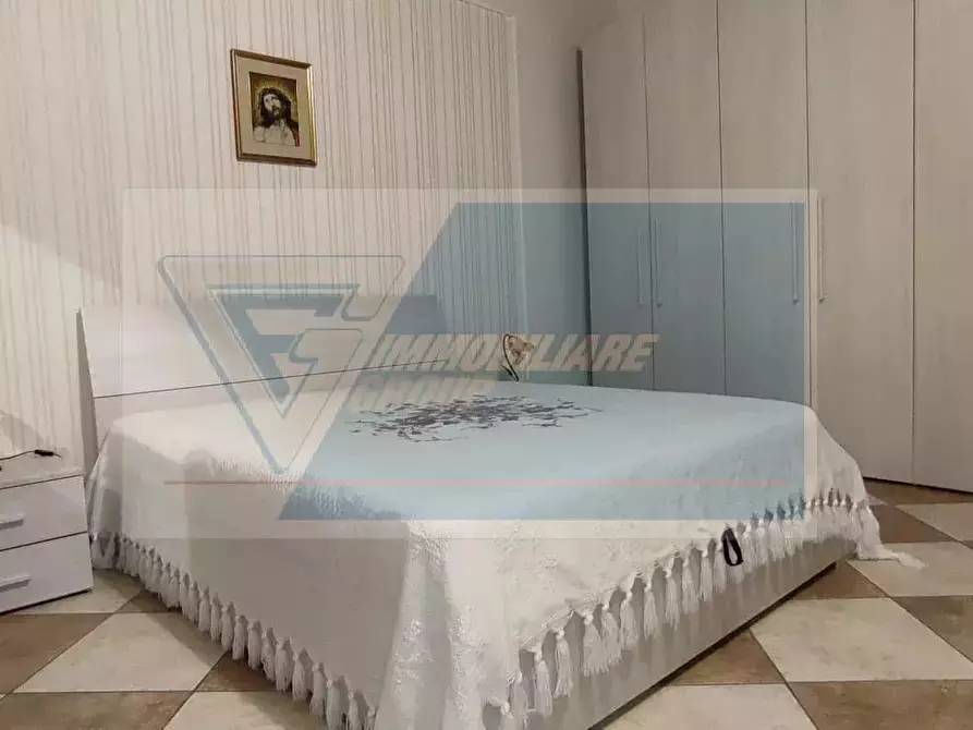 Immagine 19 di Casa trifamiliare in vendita  in Via Re Ierone II a Siracusa