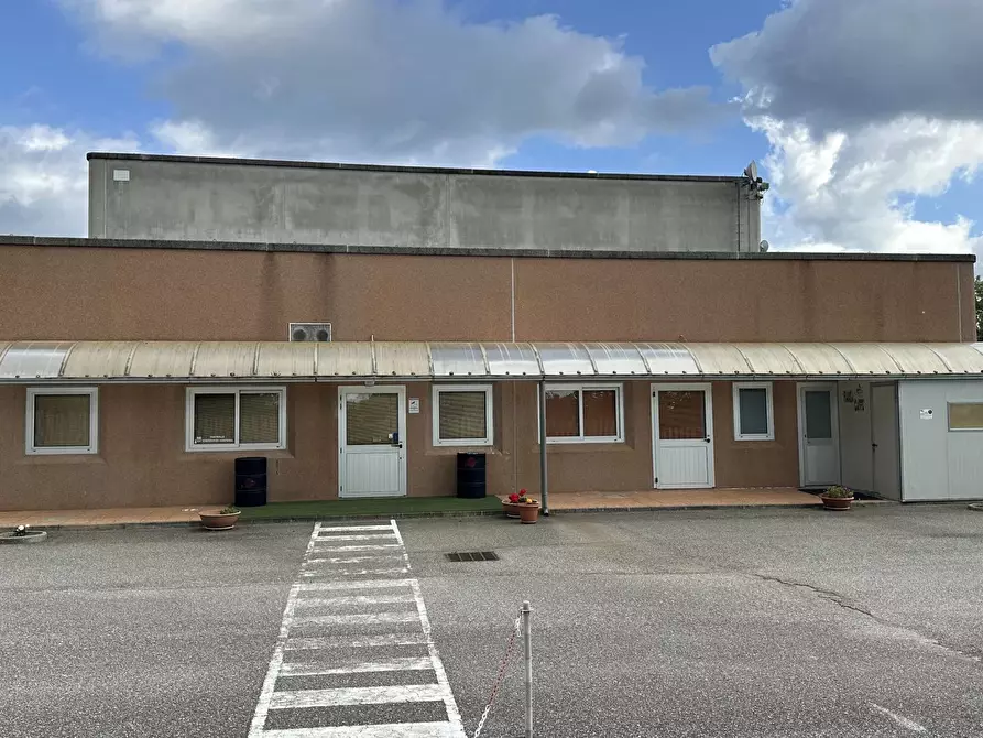 Immagine 2 di Casa bifamiliare in vendita  in zona industriale Piano Lago a Bianchi