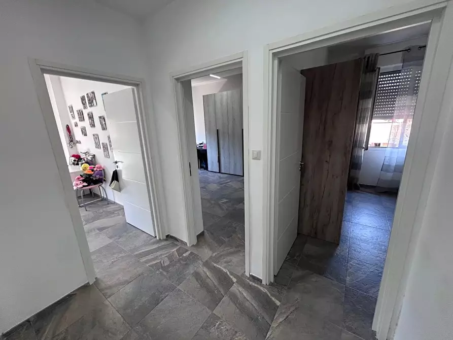 Immagine 8 di Casa trifamiliare in vendita  a Ventimiglia