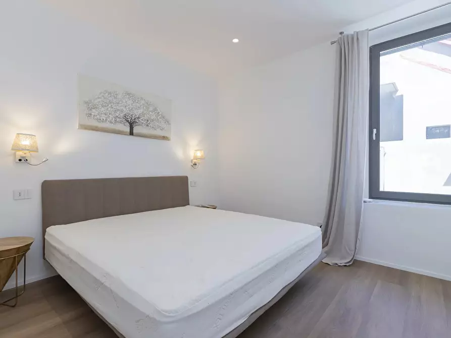 Immagine 10 di Casa trifamiliare in affitto  a Milano