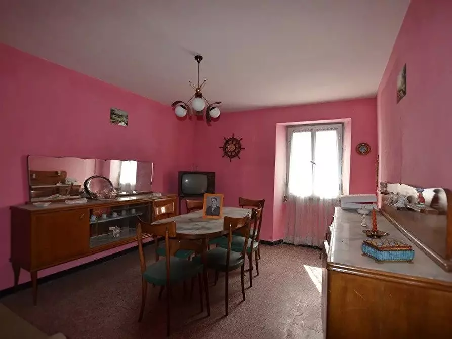 Immagine 7 di Terreno edificabile in vendita  a Avegno