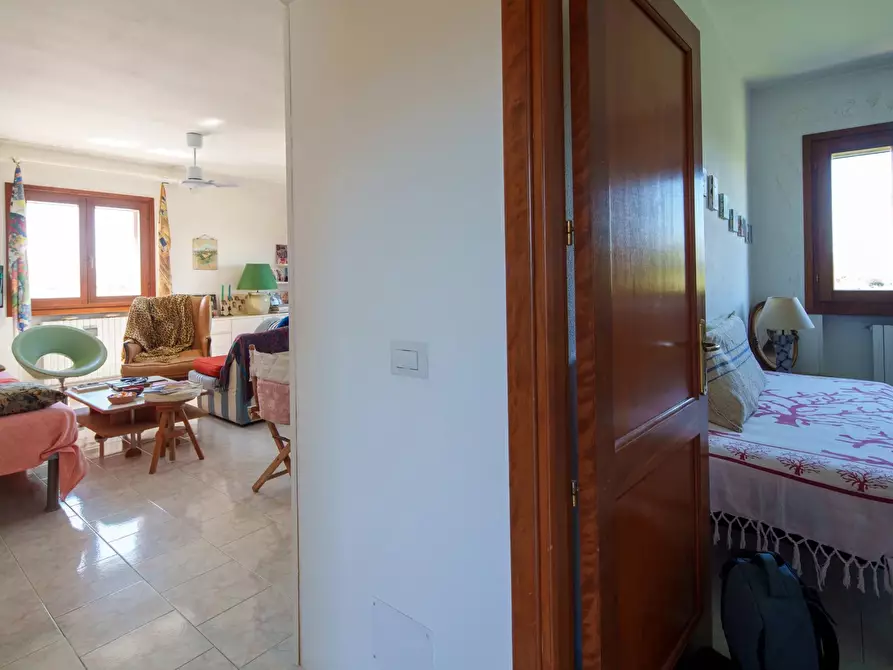 Immagine 11 di Casa trifamiliare in vendita  in Via Brancaleoni Delfina a Arzachena