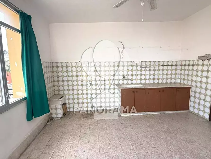 Immagine 3 di Casa trifamiliare in vendita  in Via Paolino Gesugrande a Balestrate