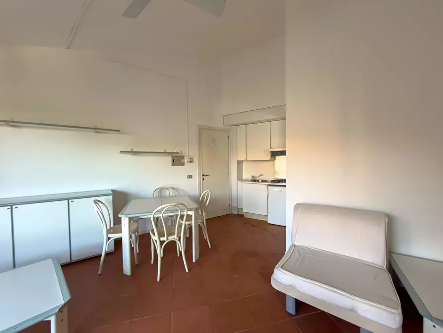 Immagine 21 di Casa trifamiliare in vendita  in Via della Bilancia, 8 a Olbia